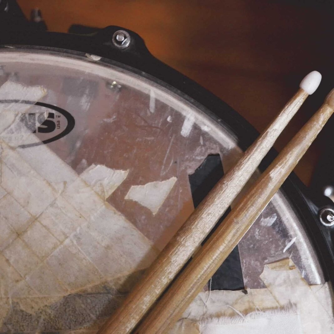 aula-bateria-performance-escola-de-musica